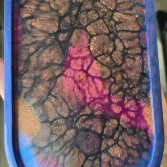 Royal Resin Tray - Picture 3 of 5